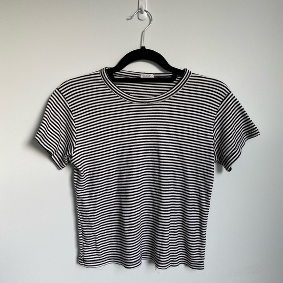 Brandy Melville Tops - Brandy Melville Cropped Striped T-Shirt